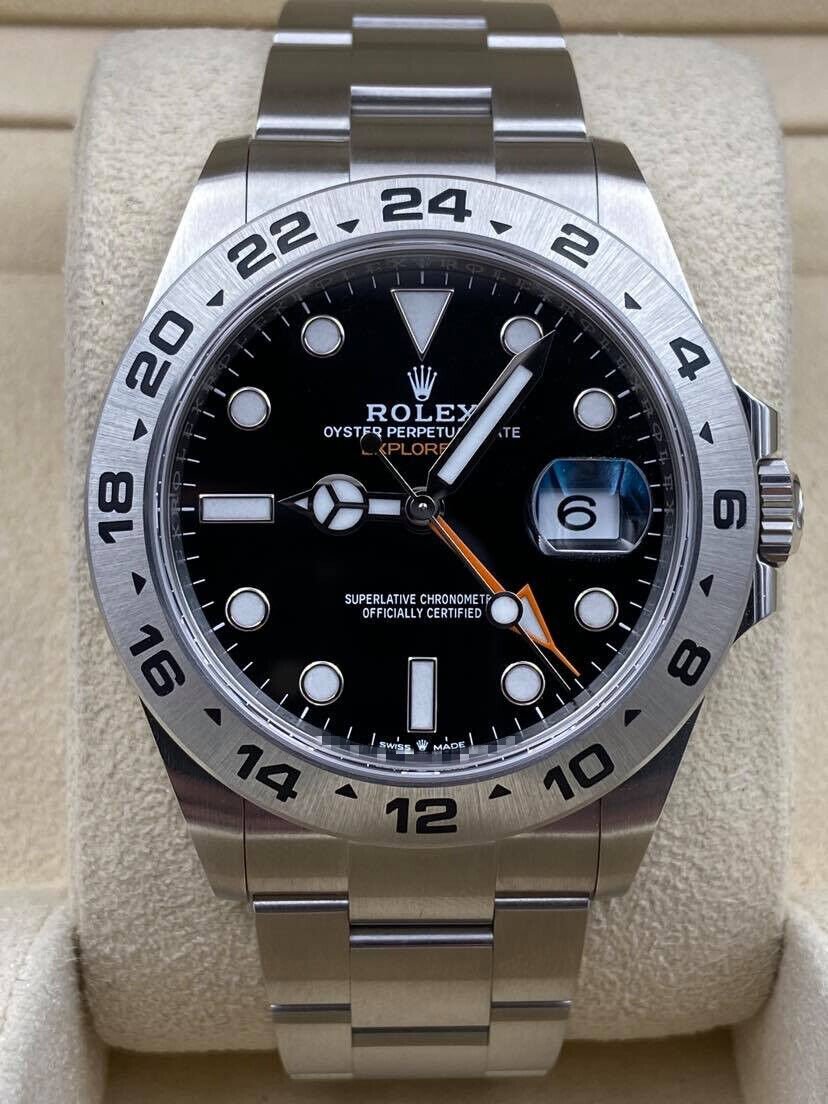 2a94f837-8266-53e8-af9a-1f6db55e05c7-1.jpg Rolex Explorer II 226570 - Image 1