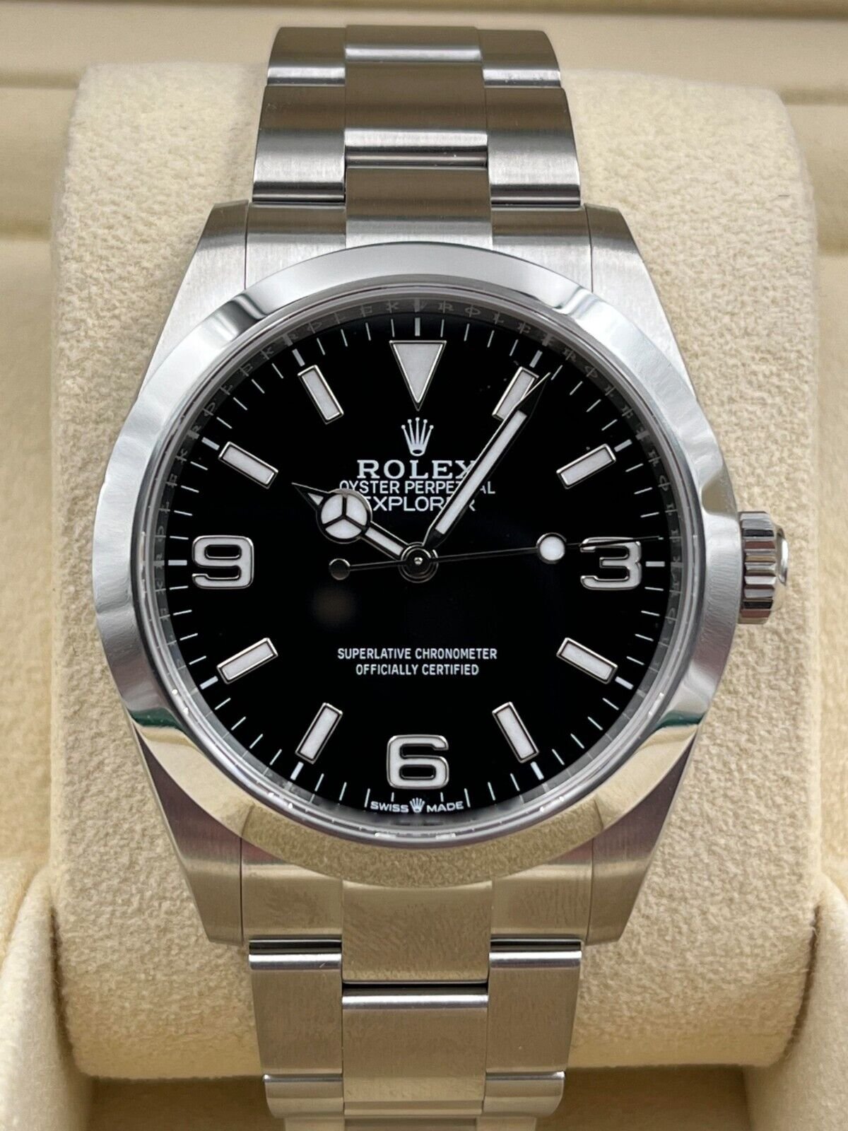 6a491dc6-606f-5b30-acb5-2446594bc9f8.jpg Rolex Explorer I 224270 - Image 1