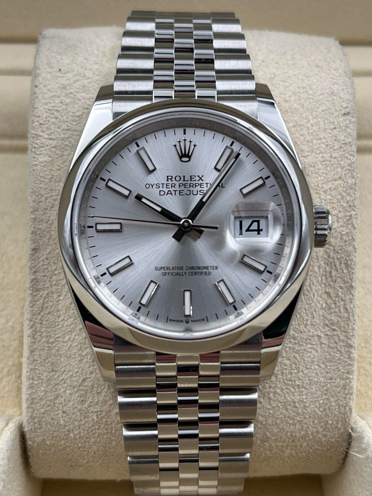 c54ecfdb-91f6-56ba-ab9f-2191b41ccad2.jpg Rolex Datejust 36 126200 - Image 1