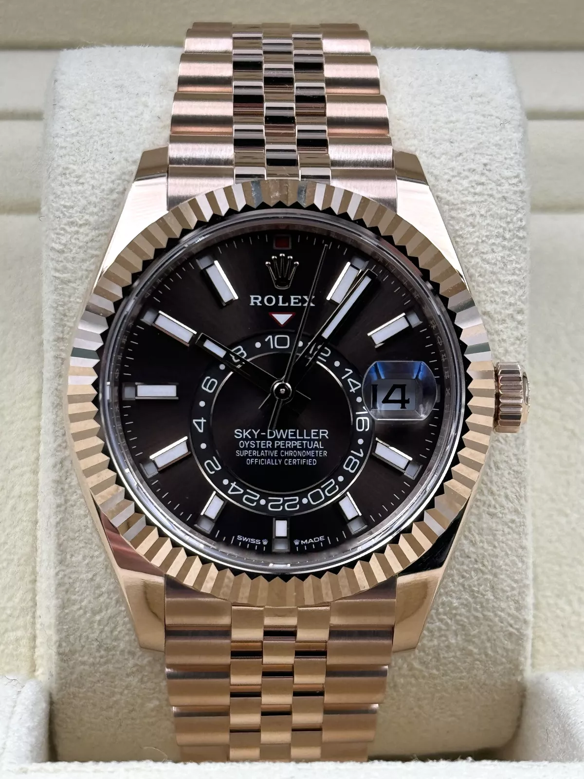 s-l1600-2024-11-20T172550.384.webp Rolex Sky-Dweller 336935 - Image 1