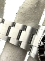 Rolex Sea-Dweller 126600 - Image 2